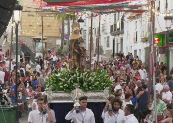 Manilva vive este sábado uno de los días más emotivos: la Festividad de Santa Ana