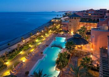 Los hoteleros alertan de un descenso en la ocupación para el verano en la Costa del Sol