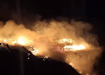 Incendio en Casares: la planta de residuos de la Mancomunidad, afectada