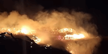 Incendio en Casares: la planta de residuos de la Mancomunidad, afectada