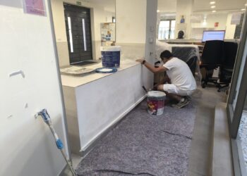 El Ayuntamiento de Benalmádena acomete mejoras en todos los centros de mayores del municipio