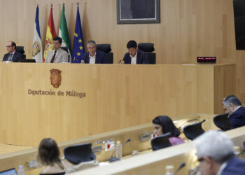 La Diputación activa un primer plan de 10 millones para los municipios afectados por las danas que ampliará para cubrir daños en infraestructuras municipales