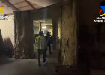 Liberadas 18 personas en Málaga que trabajaban en condiciones infrahumanas en dos fábricas ilegales de tabaco