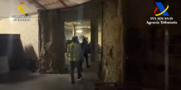 Liberadas 18 personas en Málaga que trabajaban en condiciones infrahumanas en dos fábricas ilegales de tabaco