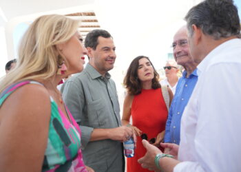 Moreno afirma que los incendios de este verano son un problema de Estado que requieren de la presencia del Gobierno y de los recursos necesarios