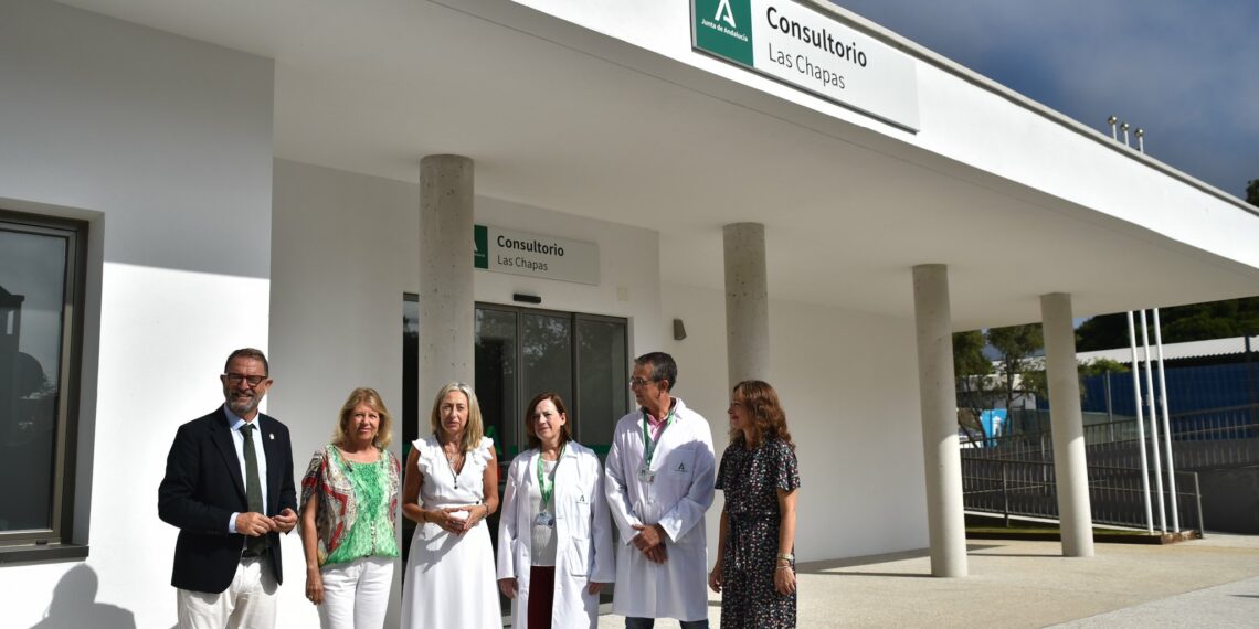 Marbella remodela el campo de fútbol anexo Juan José Almagro de San Pedro Alcántara con una inversión que supera los 350.000 euros