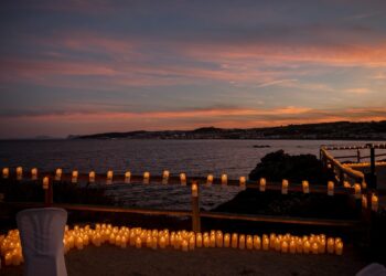 A la luz de las velas y con el mar de fondo: Torre de la Sal acoge este jueves un concierto de música clásica