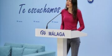 El PP destaca que «la educación de los malagueños y andaluces es una prioridad para Juanma Moreno»