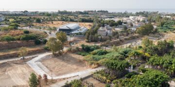 Abierto al tráfico un nuevo paso sobre el río Guadalmansa para conectar Cancelada con varias urbanizaciones del extrarradio