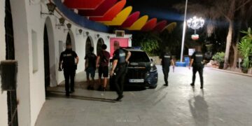 Dos gibraltareños de 16 años asaltan durante la madrugada el parque de atracciones Tivoli