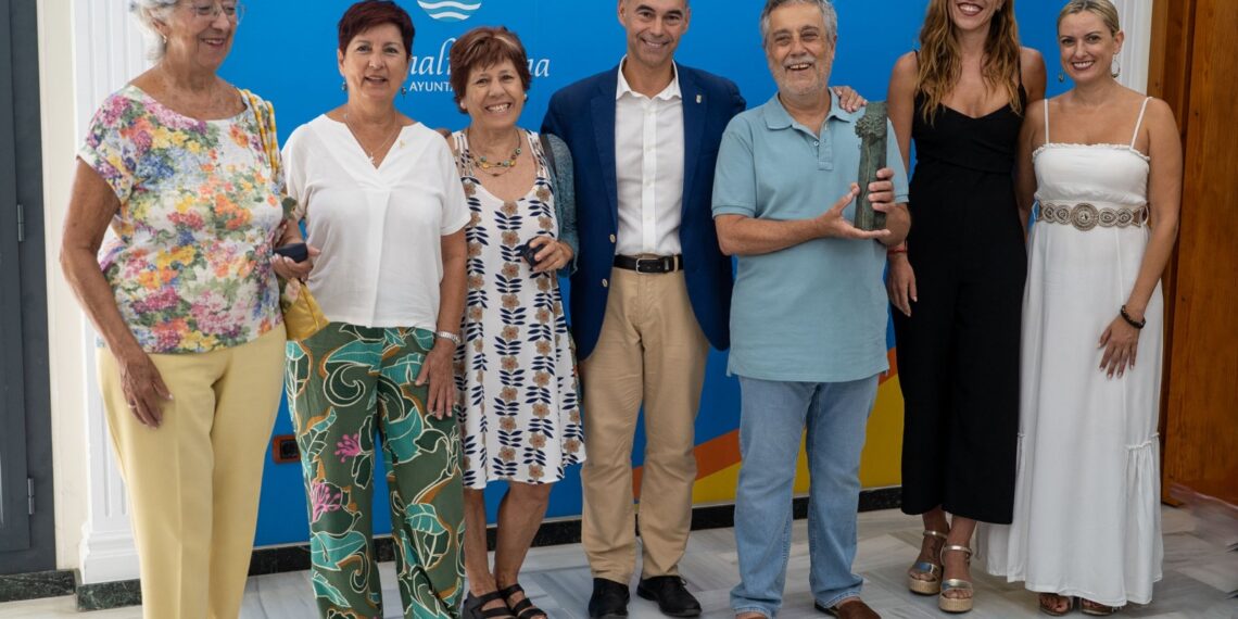 Benalmádena reconoce la trayectoria del Cineclub Más Madera, premiado con la Biznaga de Plata del Festival de Málaga