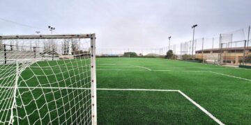El campo José Antonio Gallardo ya se encuentra disponible para su uso tras la finalización de las actuaciones de renovación del césped artificial