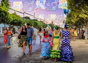 El bando de Feria recuerda que el acceso a las casetas del Real es libre y gratuito