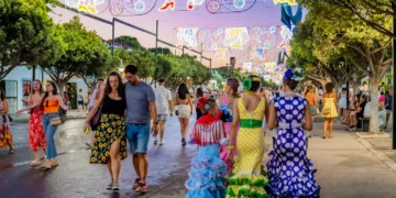 El bando de Feria recuerda que el acceso a las casetas del Real es libre y gratuito