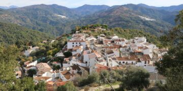 Diputación promueve comunidades energéticas, itinerarios peatonales y ciclistas en la Serranía de Ronda y la Sierra de las Nieves