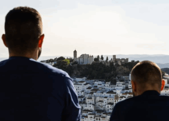 El restaurante Sarmiento Brasa Andaluza logra un hito para Casares al entrar en la Guía Michelin 2025