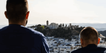 El restaurante Sarmiento Brasa Andaluza logra un hito para Casares al entrar en la Guía Michelin 2025