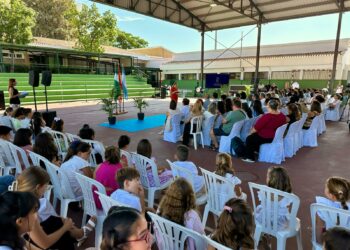 Fuengirola inicia el curso escolar 2025/2026 con una firme apuesta municipal por el bienestar del alumnado y la mejora de los centros educativos