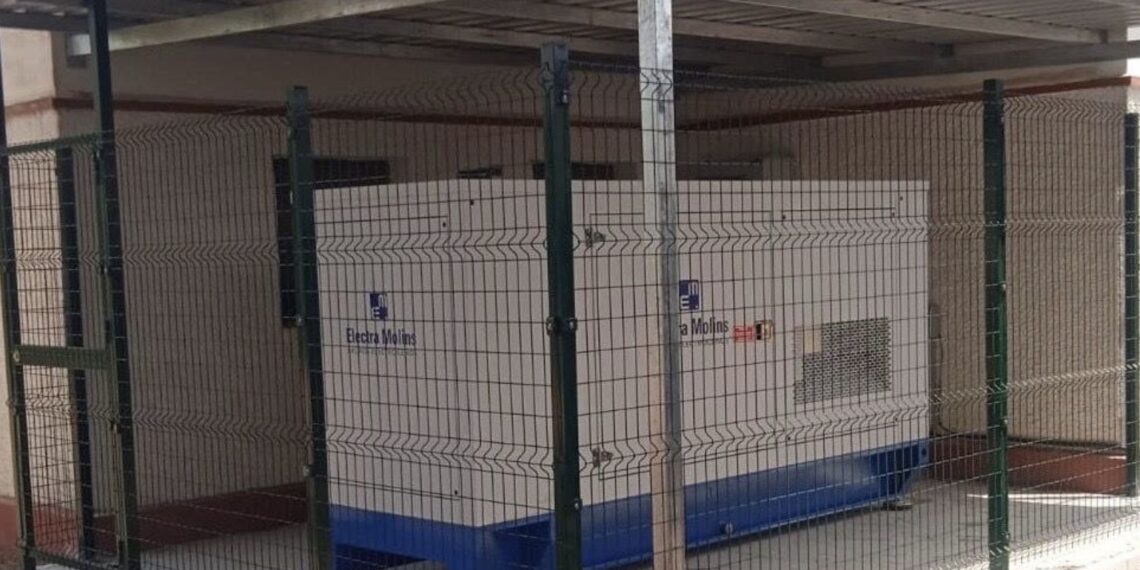 El Hospital Marítimo de Torremolinos refuerza su seguridad energética con la instalación de un nuevo grupo electrógeno
