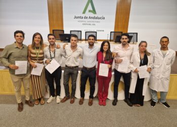 El Hospital Universitario rinde homenaje a los ocho especialistas internos residentes que finalizan su formación en septiembre