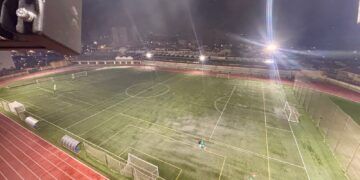 Renovada la iluminación LED del campo de fútbol y la pista de atletismo del Elola