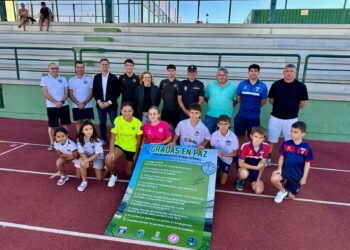 Fuengirola lanza la campaña ‘Gradas en paz’ para fomentar el respeto y la convivencia en el fútbol base