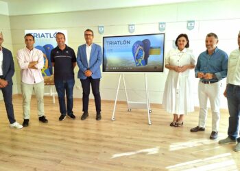 Más de 1.500 deportistas participarán en la Liga Nacional de Clubes de Triatlón en Torremolinos