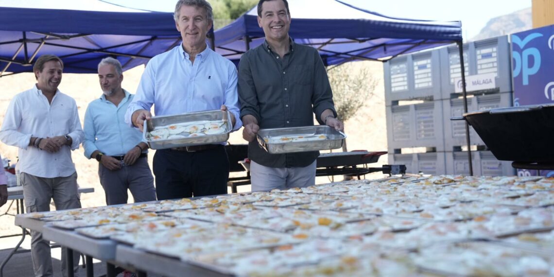 Feijóo se compromete a hacer un «contrato» con Andalucía antes de las generales para acabar con el «maltrato» de Sánchez