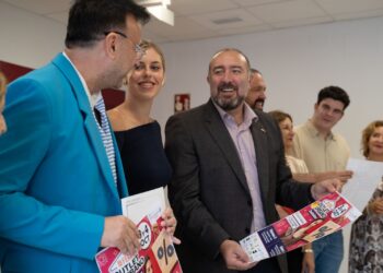 Benalmádena consolida su apuesta por el comercio local con el Outlet de la avenida de la Constitución