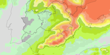 El tiempo cambiará con la estación: probabilidad de lluvia en Málaga para el domingo