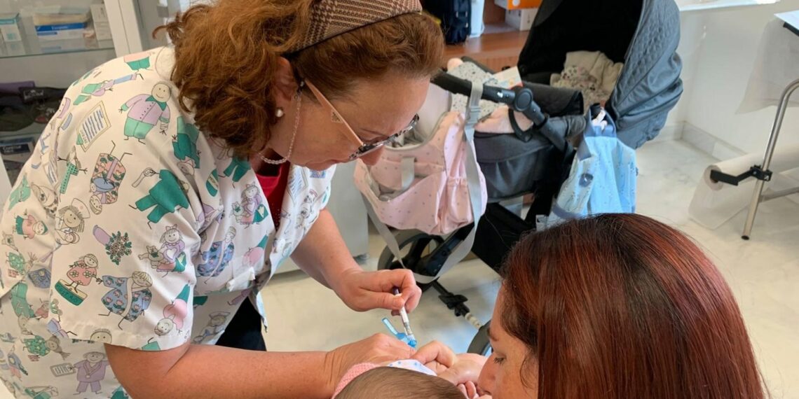 Andalucía inicia este lunes la campaña de vacunación frente a la bronquiolitis en niños menores de seis meses