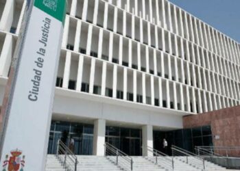 Suplantó la identidad de un abogado y casi logra quedarse con 700.000 euros en Mijas