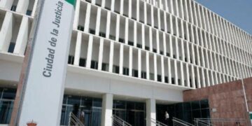 Suplantó la identidad de un abogado y casi logra quedarse con 700.000 euros en Mijas