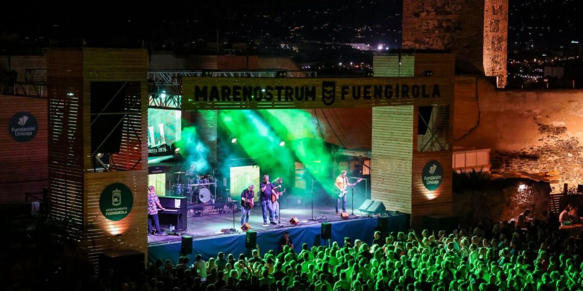 Los finlandeses Eppu Normaali triunfan en Marenostrum Fuengirola con una noche de rock inolvidable