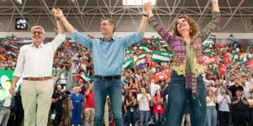 Pedro Sánchez exigirá eliminar 53.000 pisos turísticos ilegales: 8.014 son de Málaga