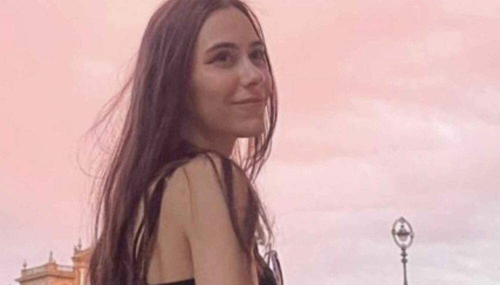 El último adiós a Silvia, la joven de San Pedro fallecida en un trágico accidente: «Era una persona llena de luz»