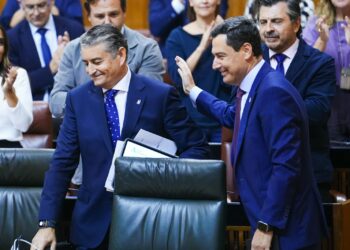 Antonio Sanz presenta 16 propuestas en el Parlamento para mejorar la sanidad en Andalucía