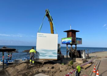 Mijas cierra la temporada de verano de playas con casi tres mil actuaciones sanitarias