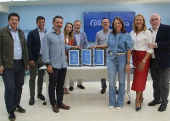 El PP de Málaga se vuelca con la candidatura de Juanma Moreno liderando el número de avales y compromisarios para el 17 Congreso Regional