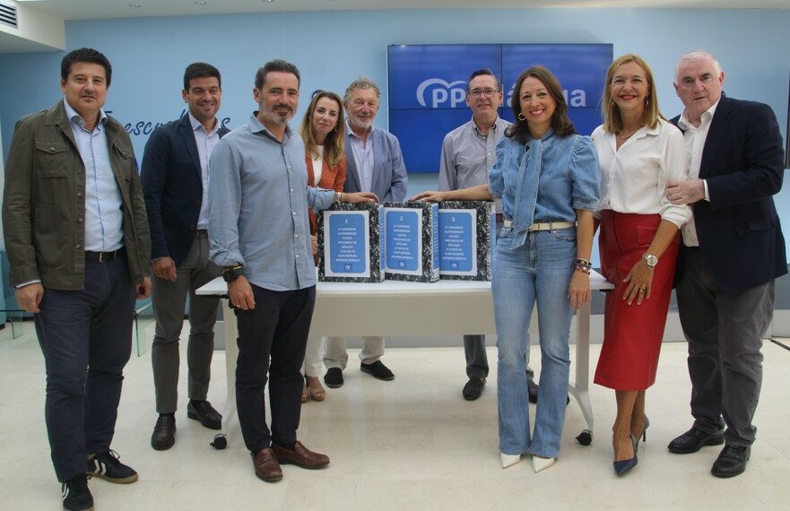 El PP de Málaga se vuelca con la candidatura de Juanma Moreno liderando el número de avales y compromisarios para el 17 Congreso Regional