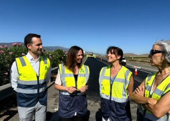 La Junta renovará antes de final de año el firme de 22 kilómetros de carreteras del interior de Málaga