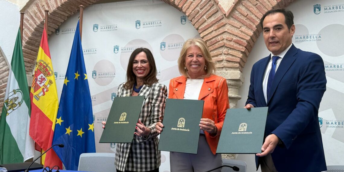 Junta y Ayuntamiento firman el convenio para el acceso a la futura Ciudad de la Justicia de Marbella