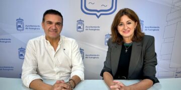 El Ayuntamiento de Fuengirola ofrece a los vecinos un servicio de autobuses gratuito al Parque Cementerio con motivo del Día de Todos los Santos