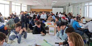 La Junta activa un ciclo de competiciones que recorrerá Andalucía para retar a estudiantes con vocación emprendedora