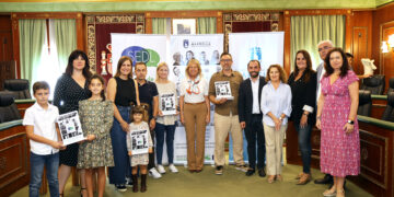 Marbella reconoce la labor de tres centros escolares y el Consejo Municipal de la Infancia y la Adolescencia