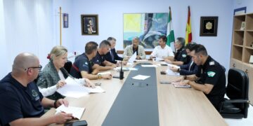 Marbella refuerza su coordinación ante posibles episodios de lluvias torrenciales e inundaciones con una reunión del CECOPAL