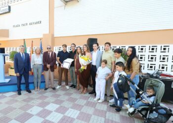 San Pedro Alcántara dedica una plaza a Paco Álvarez por su contribución al flamenco y la vida cultural
