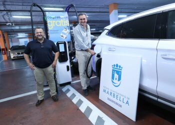 Los marbellíes puedan recargar sus vehículos de forma gratuita esta semana