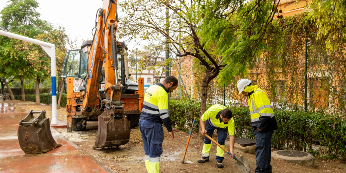 Marbella pone en valor la pista deportiva de Las Medranas con la mejora de la iluminación y la eficiencia energética