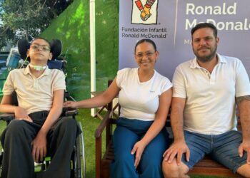 El sampedreño Nicolás y su familia: una lucha de casi un año contra el meduloblastoma